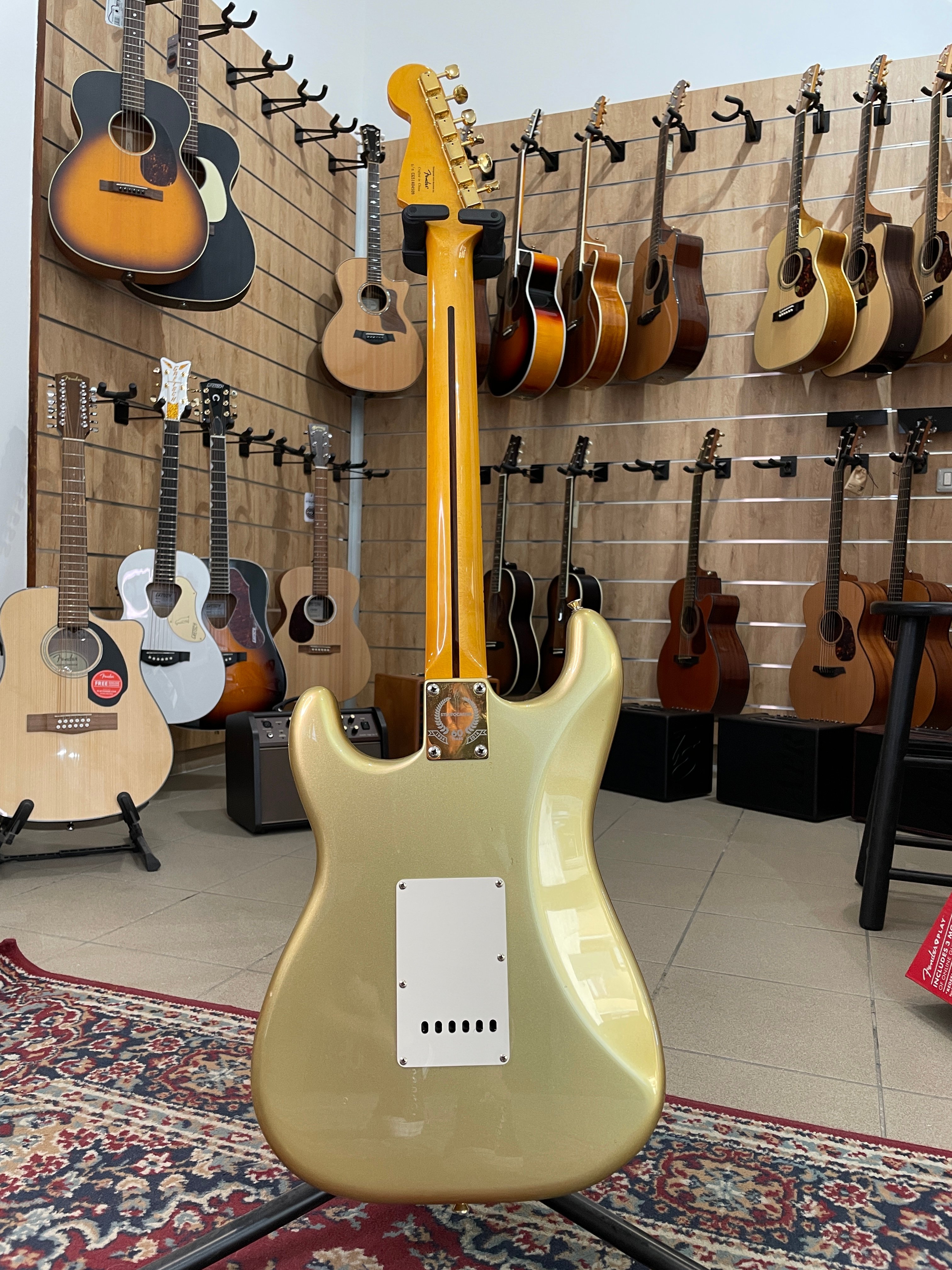 レア！60th Anniversary Classic Vibe '50s Squier 60th Anniversary Classic Vibe '50s Stratocaster